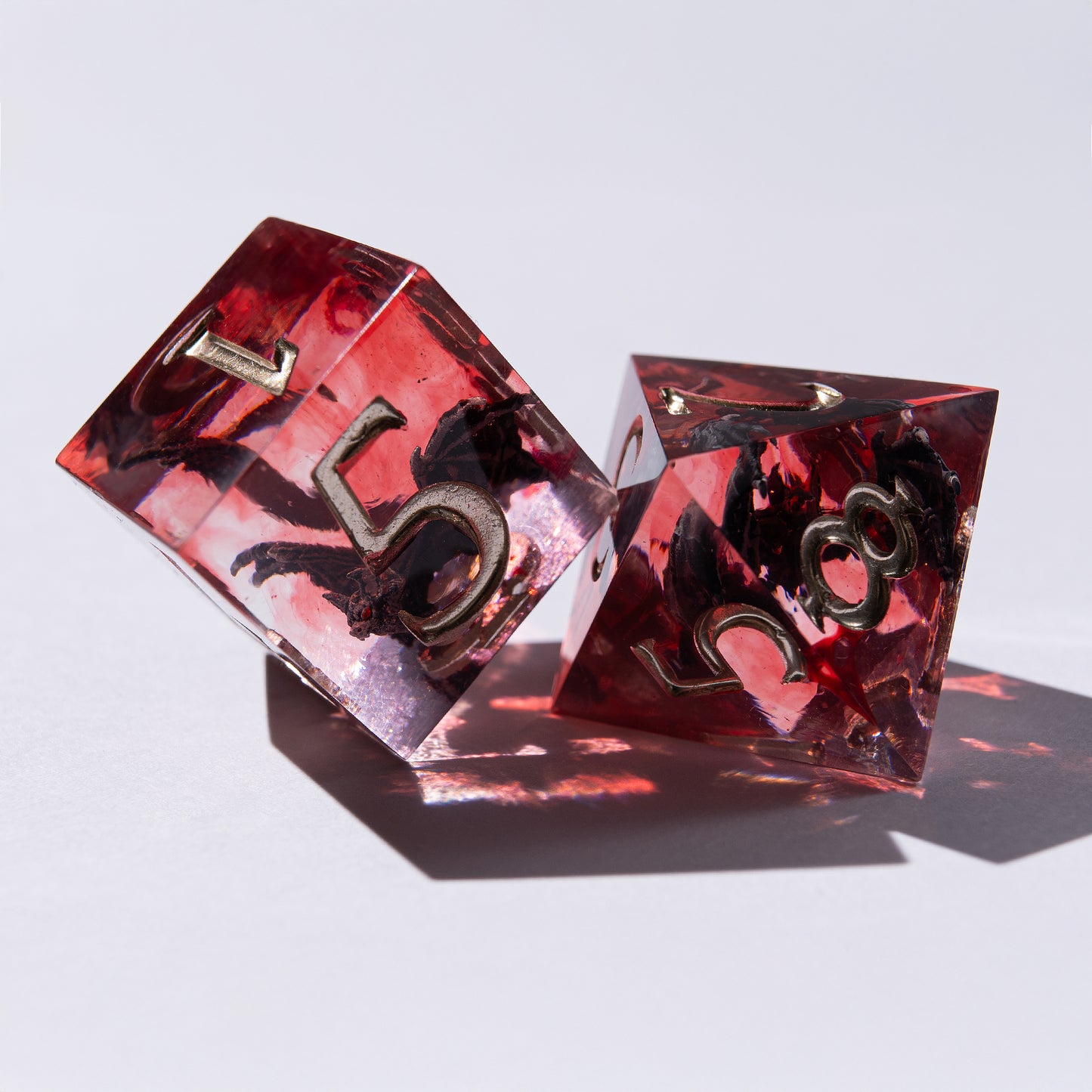 Unique designs: inspired by magic and epic adventures.
Handcrafted: made with love for detail and your gaming experience.
For play and display: perfect for DnD nights or as a collector’s treasure.
Legendary rolls: let your dice become part of every story.
Personal touch: each set carries its own character and charm.
