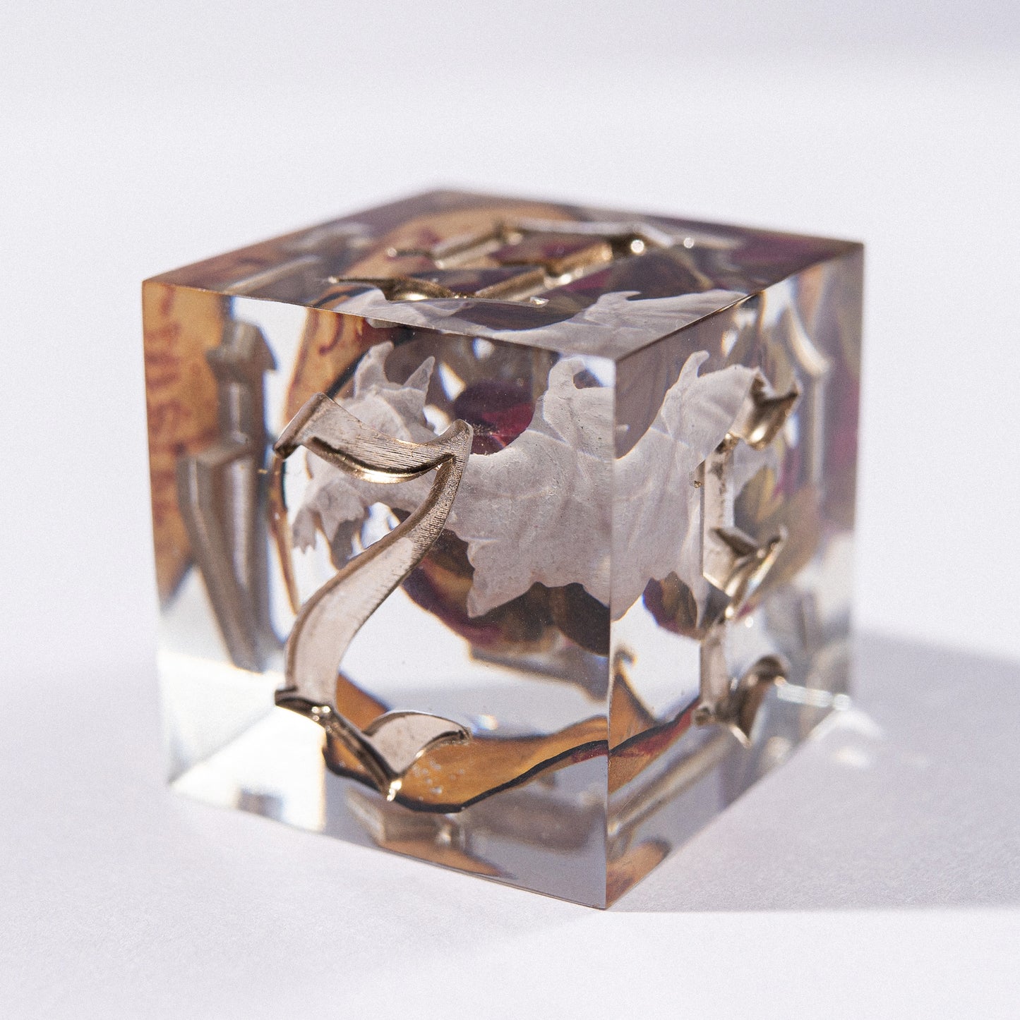 Unique designs: inspired by magic and epic adventures.
Handcrafted: made with love for detail and your gaming experience.
For play and display: perfect for DnD nights or as a collector’s treasure.
Legendary rolls: let your dice become part of every story.
Personal touch: each set carries its own character and charm.
DnD, dice, larp, fantasy, dungeons and dragons, ttrpg, handmade, Vampire: The Masquerade, dark aesthetic, dice making, resin dice, dice goblin, handmade dice, custom dice