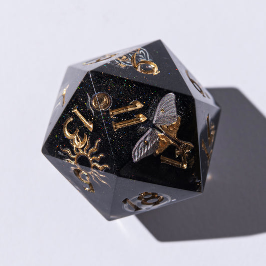 
DnD, dice, larp, fantasy, dungeons and dragons, ttrpg, handmade, Vampire: The Masquerade, dark aesthetic, dice making, resin dice, dice goblin, handmade dice, custom dice