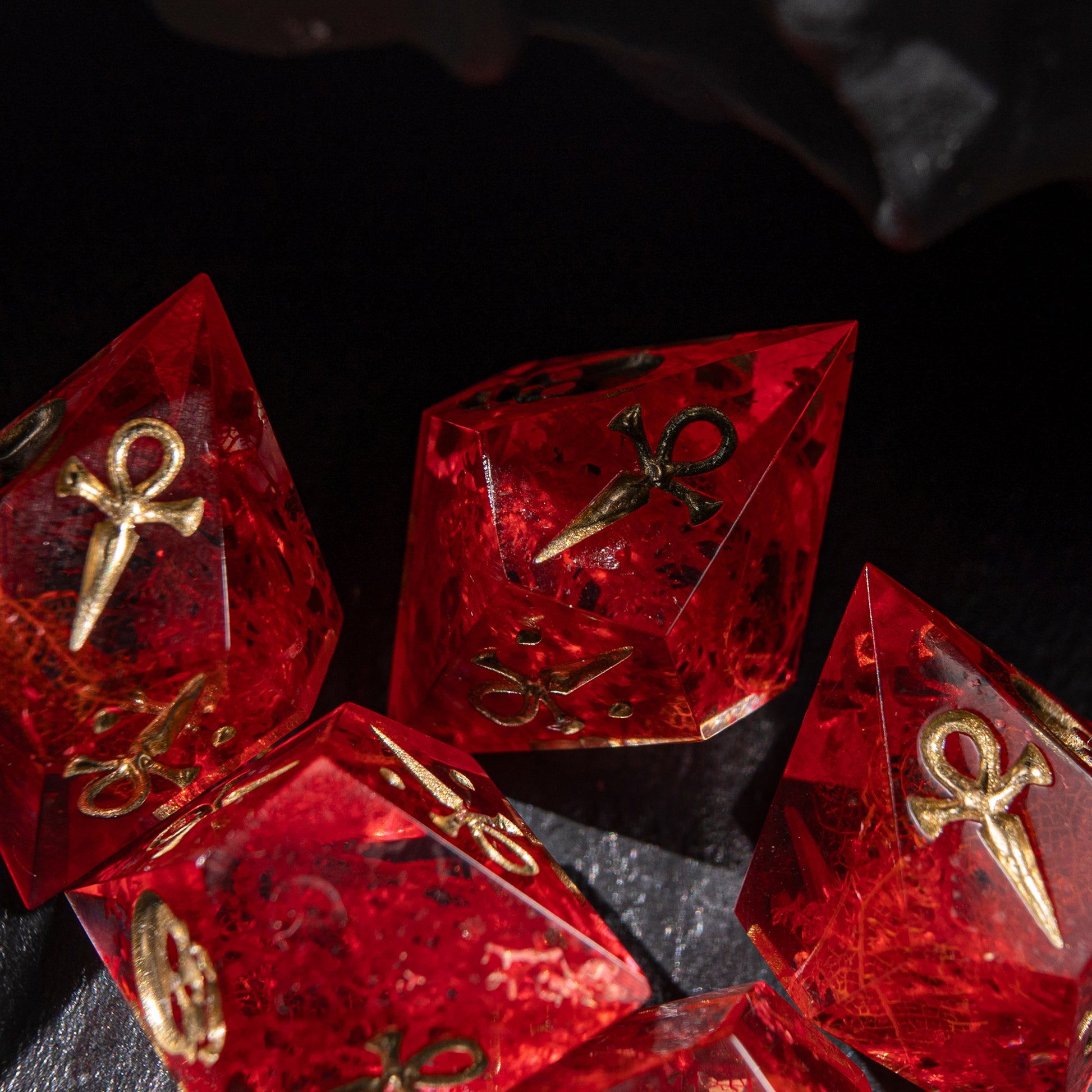 
DnD, dice, larp, fantasy, dungeons and dragons, ttrpg, handmade, Vampire: The Masquerade, dark aesthetic, dice making, resin dice, dice goblin, handmade dice, custom dice