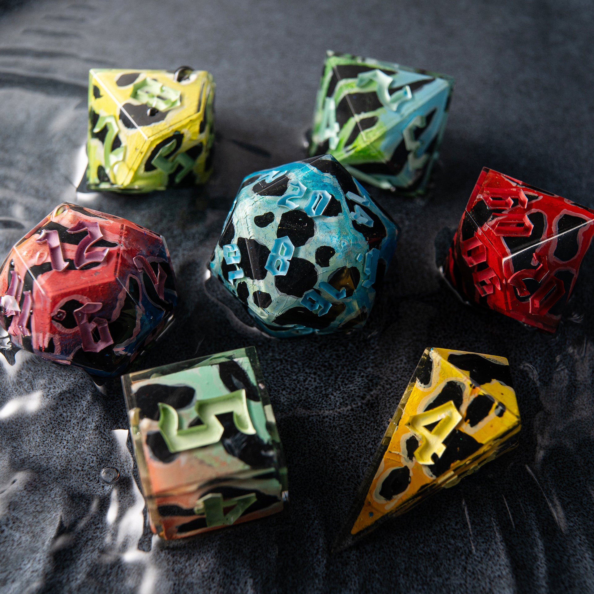 Bright polyhedral dice with toxic frog design – perfect for Dungeons & Dragons players.