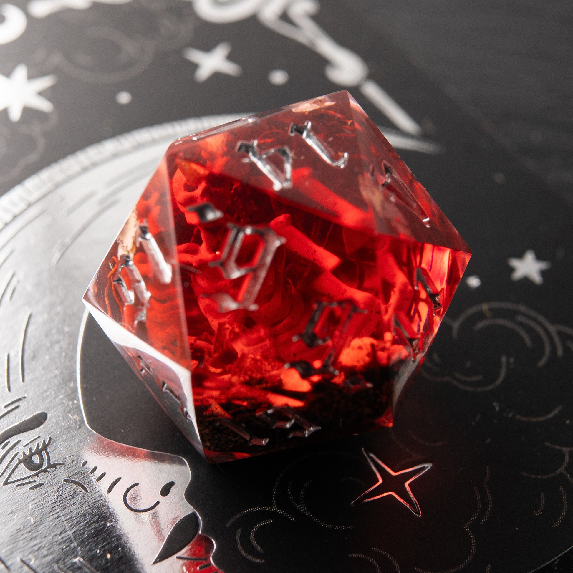Blood Omen handmade resin D20 – red polyhedral dice with skeleton inside for Dungeons & Dragons.